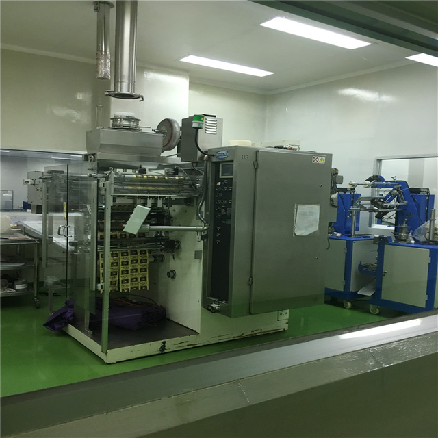 &nbsp;Машина для упаковки пакетиков с несколькими полосами для гранул, приобретенная клиентом Пакистана