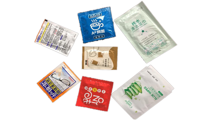 образец упаковочной машины влажной ткани